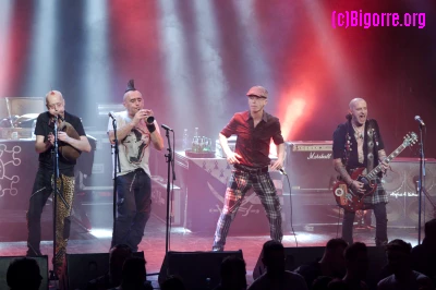 les Ramoneurs de Menhirs font pogoter La Gespe / photo Stéphane Boularand (c)Bigorre.org les Ramoneurs de Menhirs font pogoter La Gespe / photo Stéphane Boularand (c)Bigorre.org