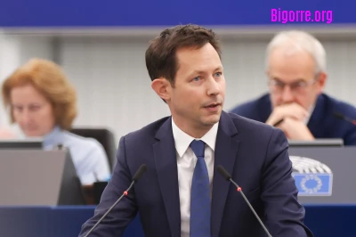 François-Xavier Bellamy prenant la parole en session Plénière du Parlement européen à Strasbourg