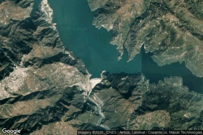 Vue aérienne de Tehri