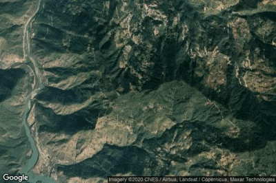 Vue aérienne de Mongar Dzongkhag