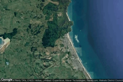 Vue aérienne de Waihi Beach