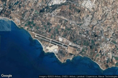 Aéroport Paphos Military