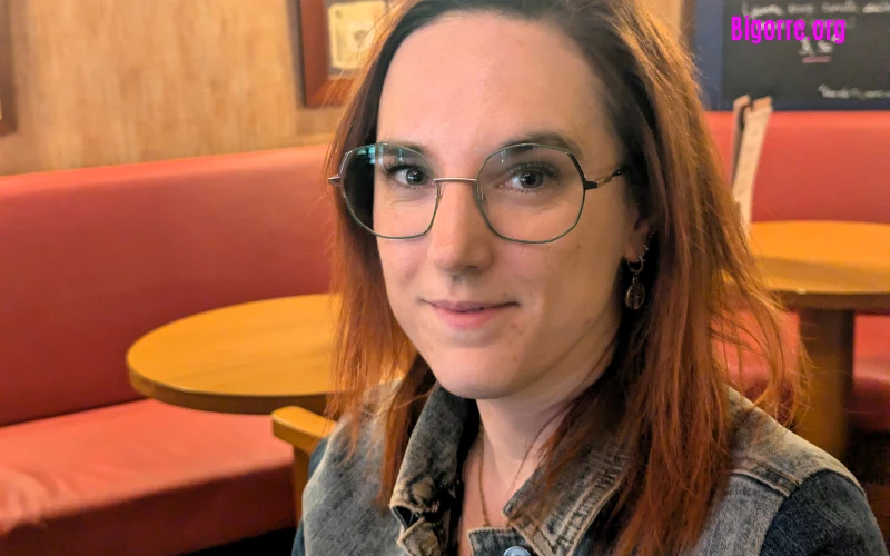 Delphine R peint des émotions dans le regard