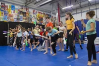 Les jeunes circassiuens de l'école de cirque Passing font leur festival Barakacirq/ Stéphane Boularand (c)Bigorre.org